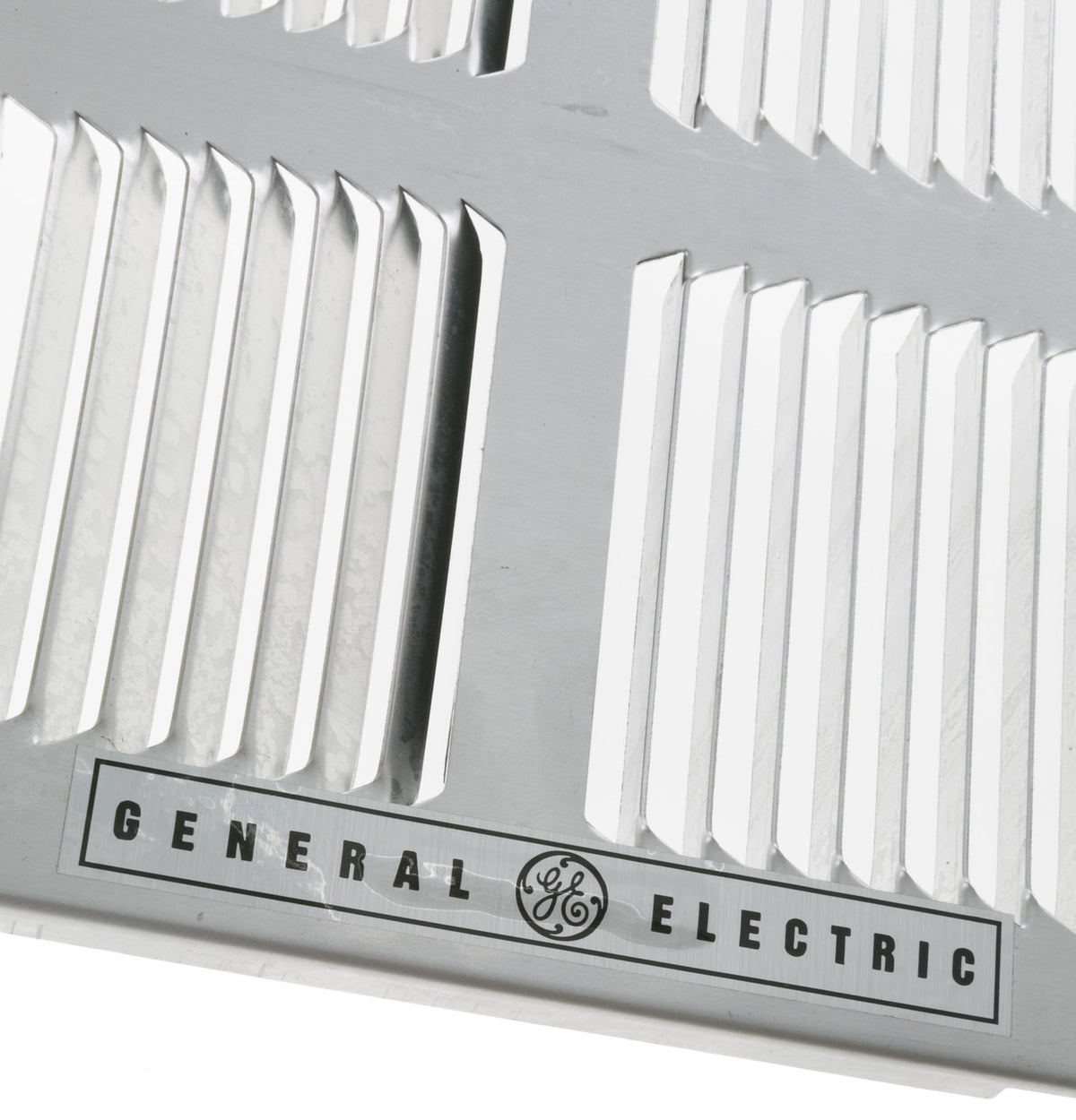 GE Zoneline® Standard Rear Grille, Aluminum (RAG60) – view 3